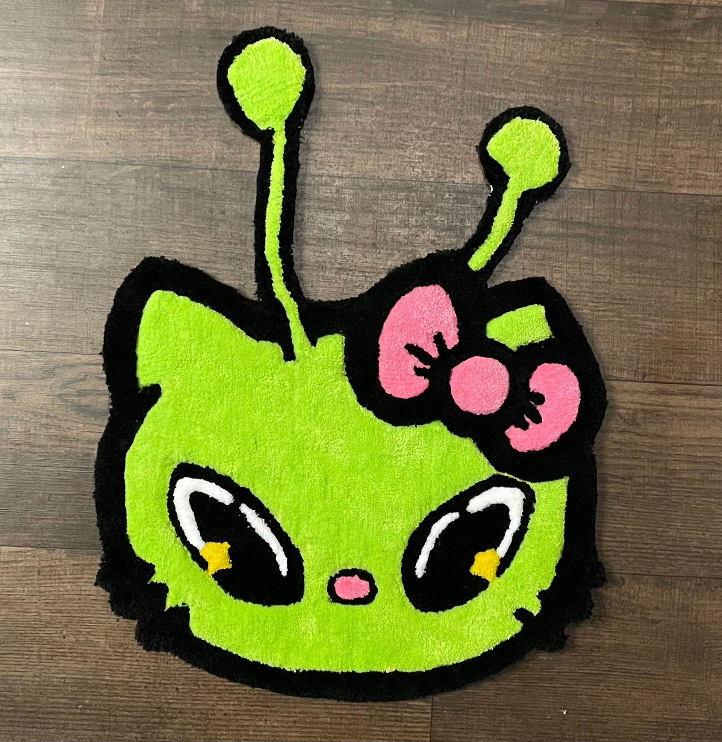 Alien Hello Kitty ✨